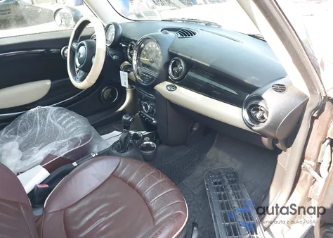 2012 Mini Cooper Clubman from USA, damaged, VIN WMWZF3C55CT190084